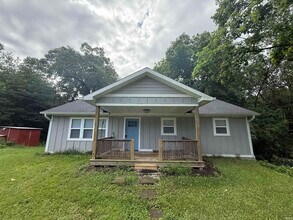 Building Photo - 8996 E State Rd 45