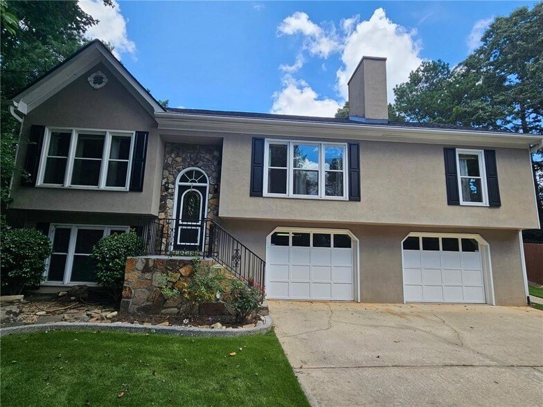 Foto principal - 1919 Bonaventure Way