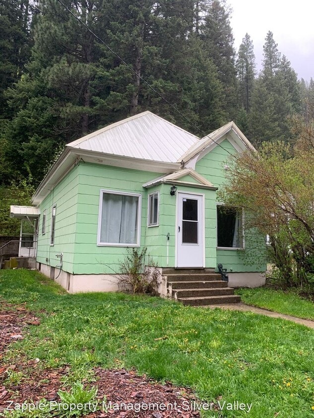 365 2nd St, Mullan, ID 83846 House Rental in Mullan, ID