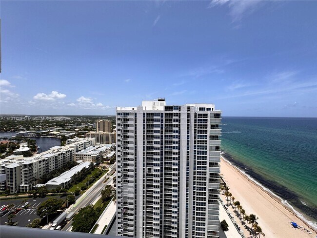 Foto del edificio - 1370 S Ocean Blvd