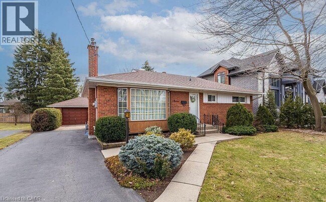 Building Photo - 2416 Rebecca St