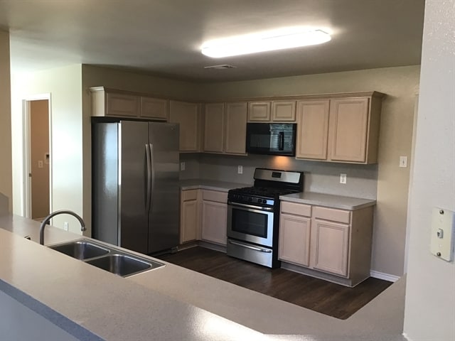 Building Photo - 4706 Buescher Ct