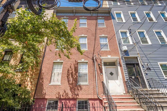 Foto del edificio - 56 Madison St