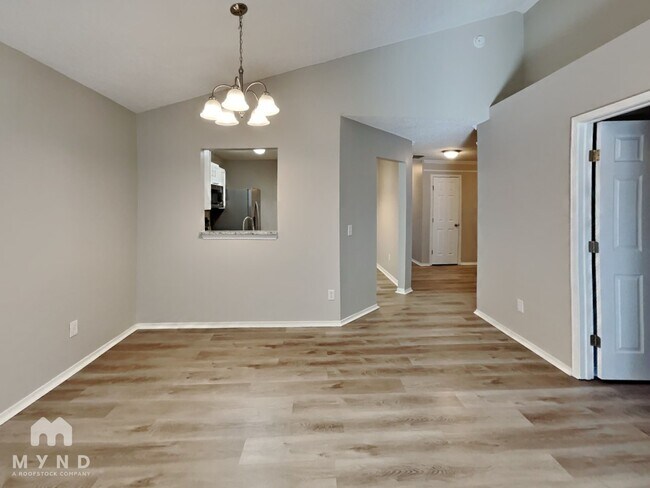 Foto del edificio - 580 Staffordshire Dr