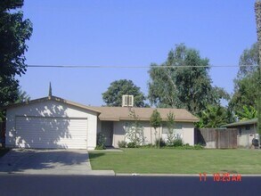 Building Photo - 5913 Akers Rd