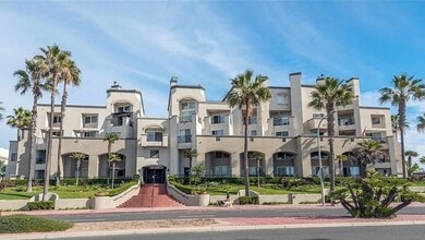 Building Photo - 200 Pacific Coast Hwy
