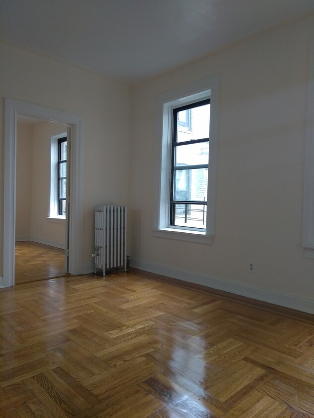 Primary Photo - 909 Avenue T
