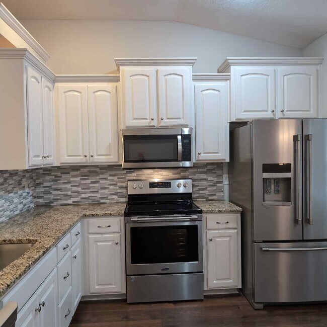 Foto del edificio - 1214 Cypress Ct