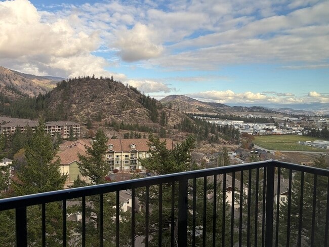 Photo du bâtiment - 1980 Upper Sundance Dr