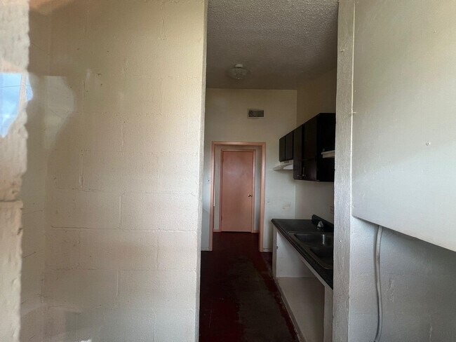 Foto del edificio - 2703 Diaz St