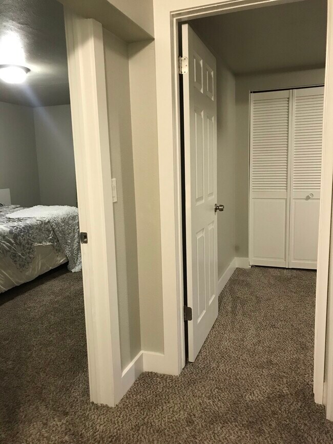 Hallway to rooms- prior to painting - 405 S 100 W