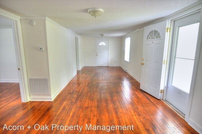 Foto del edificio - 2 br, 1 bath House - 8800 Old NC 86