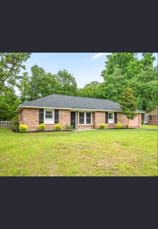 Foto del edificio - 4452 Elderwood Dr