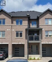 Building Photo - 205 W Oak Trl