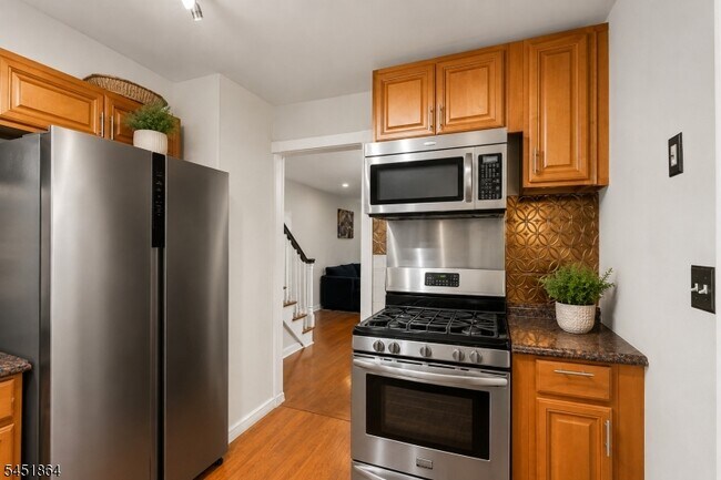 Foto del edificio - 116 7th St