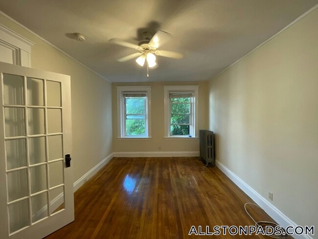 Building Photo - 110 Brainerd Rd