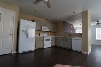 Building Photo - 752 Mockingbird Ln