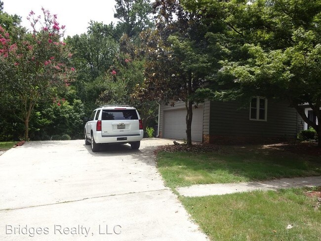 Building Photo - 4 br, 2.5 bath House - 4808 Woodbridge Place