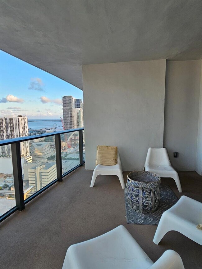 Foto del edificio - 1600 NE 1st Ave