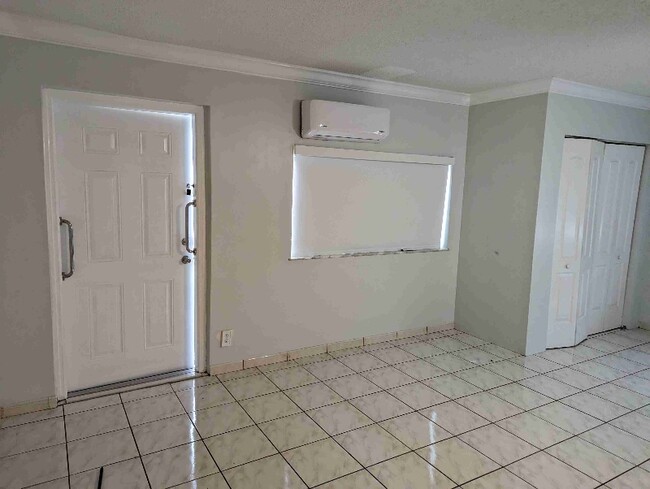 Photo - 132 Av sw 45 Ln House