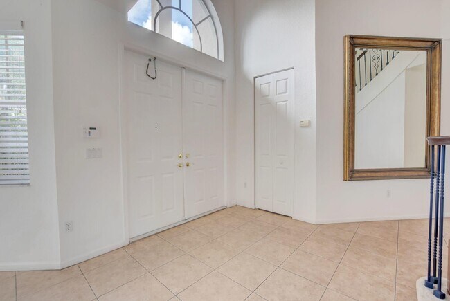 Building Photo - 7553 Greenville Cir
