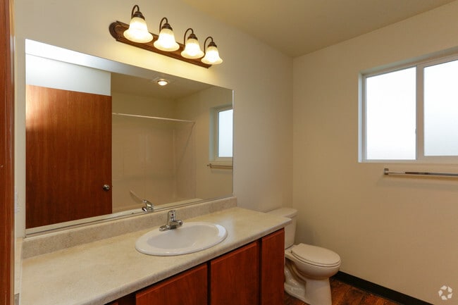Studio - 600 SF - Mirabolante Apartments - 234