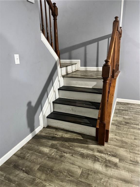 Foto del edificio - 1043 Rock Creek Ln