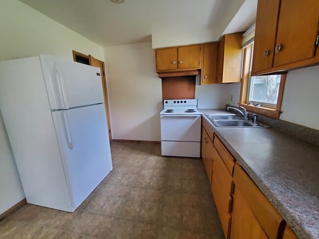 Foto del edificio - 1602 S 14th St