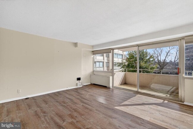 Building Photo - 4515 Willard Ave