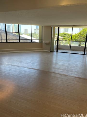 Foto principal - 1221 Victoria St