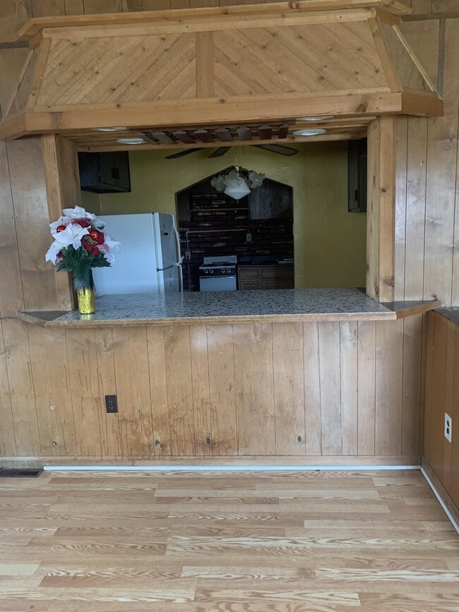 14d Valley St, McKees Rocks, PA 15136 Townhome Rentals in McKees