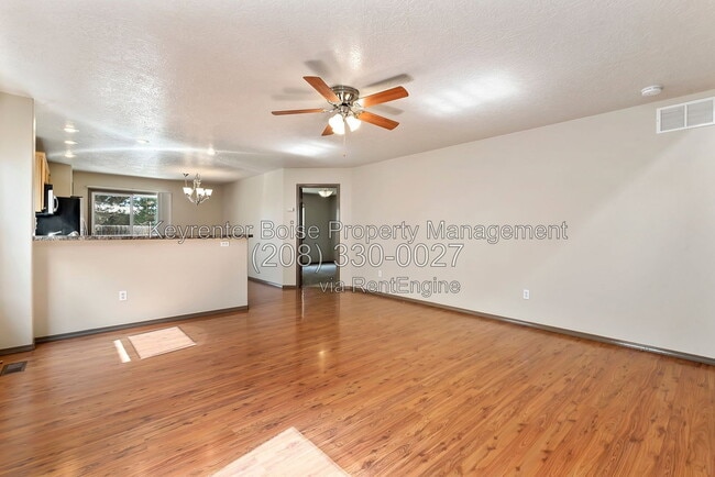 Foto del edificio - 3354 W Wave Dr