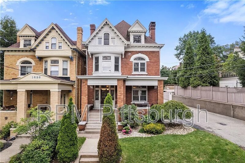 Primary Photo - 1624 Wightman St