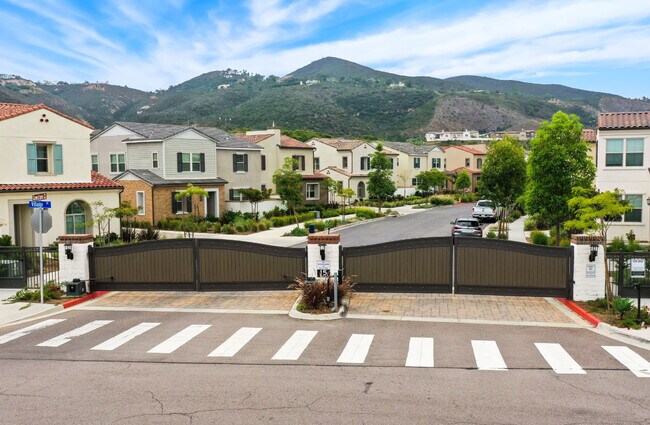 Foto del edificio - 877 Blackstone Dr