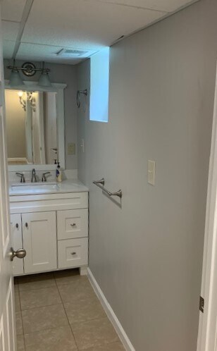 Foto del edificio - 2528 Spring Dr