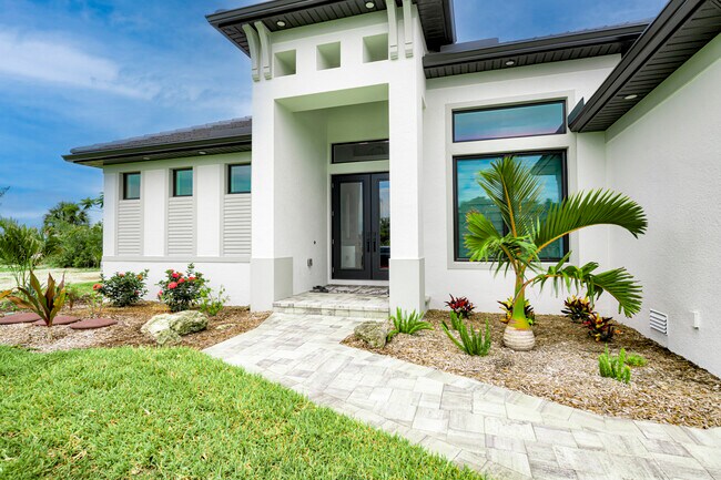 2322 NW 39th Ave Cape Coral FL - 2322 Nw 39th Ave Cape Coral Fl Building Photo 