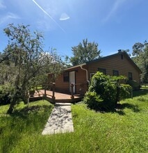 Building Photo - 2701 Holiday Woods Dr