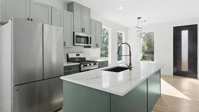 Foto del edificio - 1313 Knight St