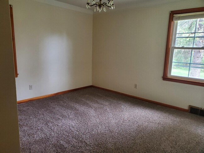 Building Photo - 38822 Moravian Dr