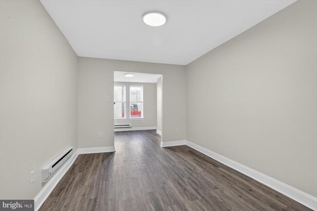 Foto del edificio - 1729 N Bambrey St