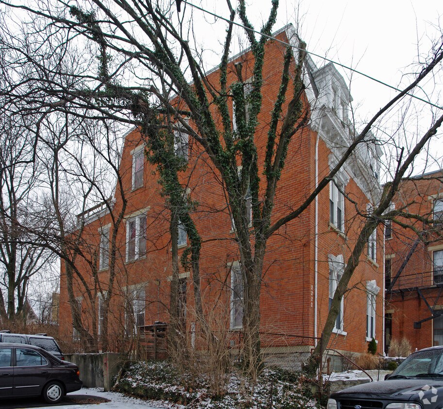 Foto del edificio - 2220-2222 Ohio Ave