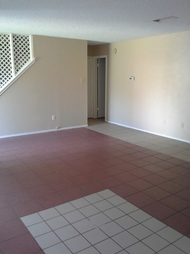 Foto del edificio - 413 Brandon St