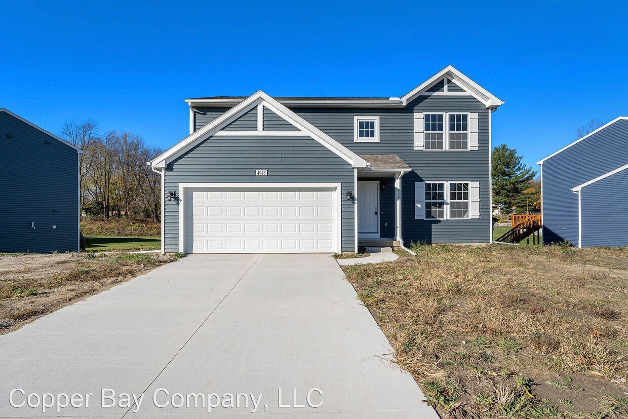 4 br, 2.5 bath House 4943 Meadow Brown D... House Rental in