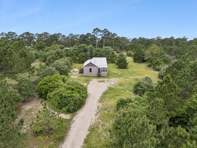 Building Photo - 364 Ponderosa Loop