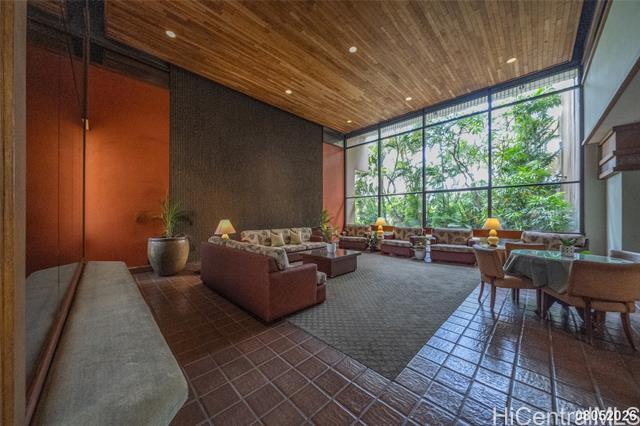 Foto del edificio - 2121 Ala Wai Blvd