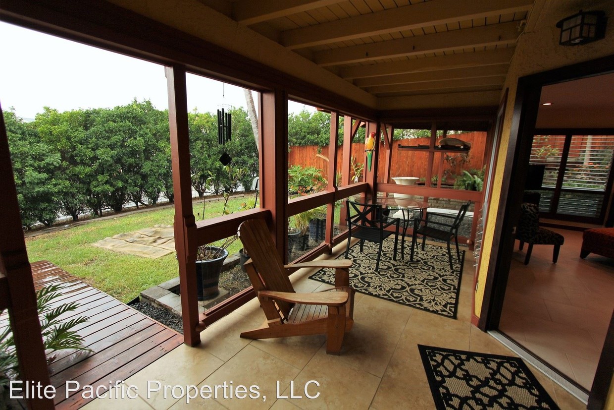 Primary Photo - 1 br, 1 bath House - 75-5765 Makelina Place