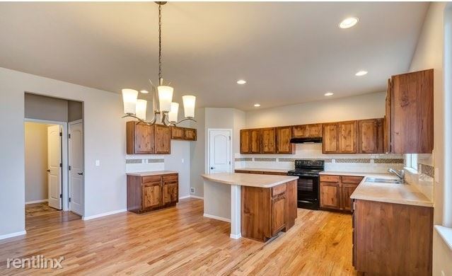 Foto del edificio - 4 br, 3 bath House - 2055 Orchard Bloom Dr