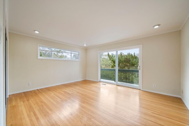 Building Photo - 960 Hayne Rd