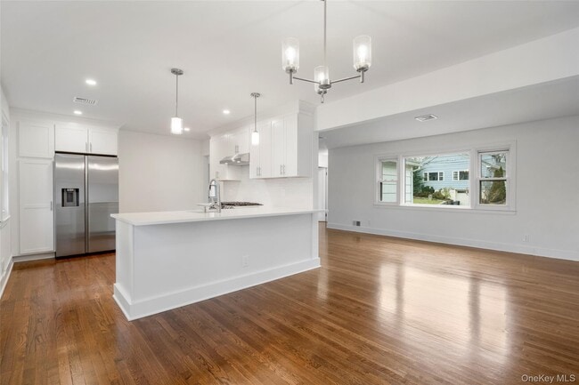 Foto del edificio - 319 Wagner Ave