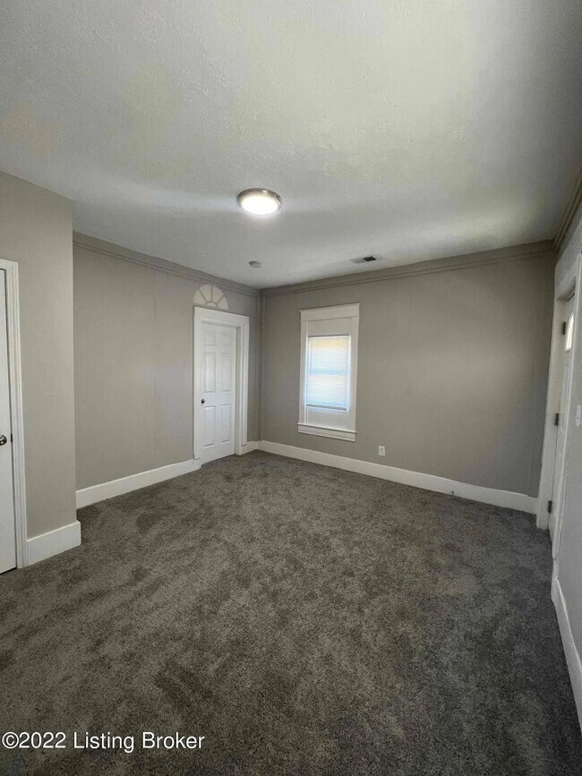 Foto del edificio - 3315 Hale Ave